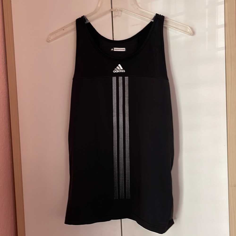 Adidas Athletic top